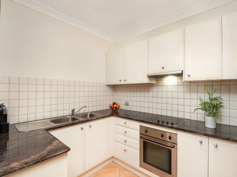 4/36 Wandella Road, Miranda NSW 2228