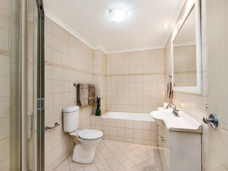 4/36 Wandella Road, Miranda NSW 2228