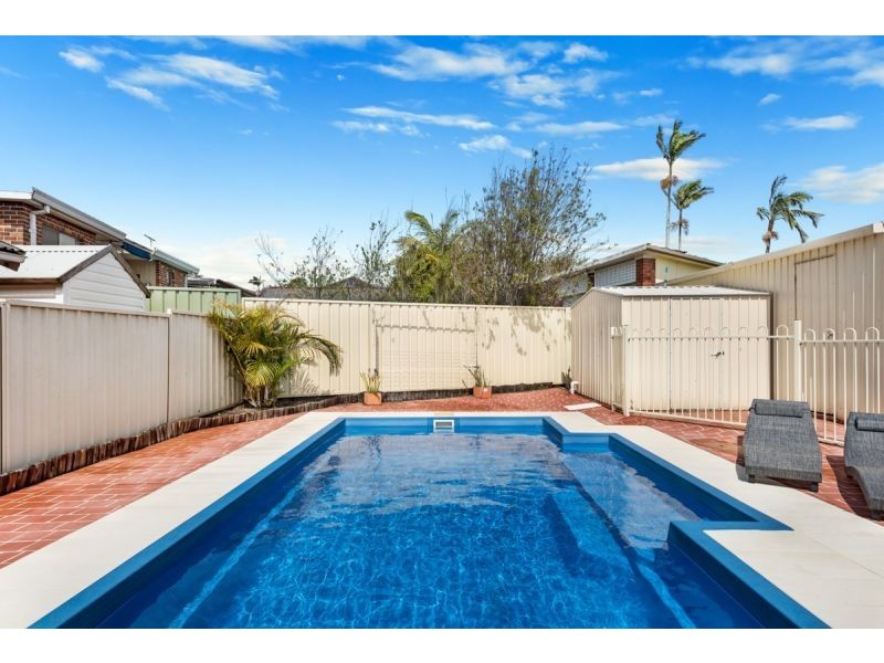 194 Parraweena Road, Miranda NSW 2228