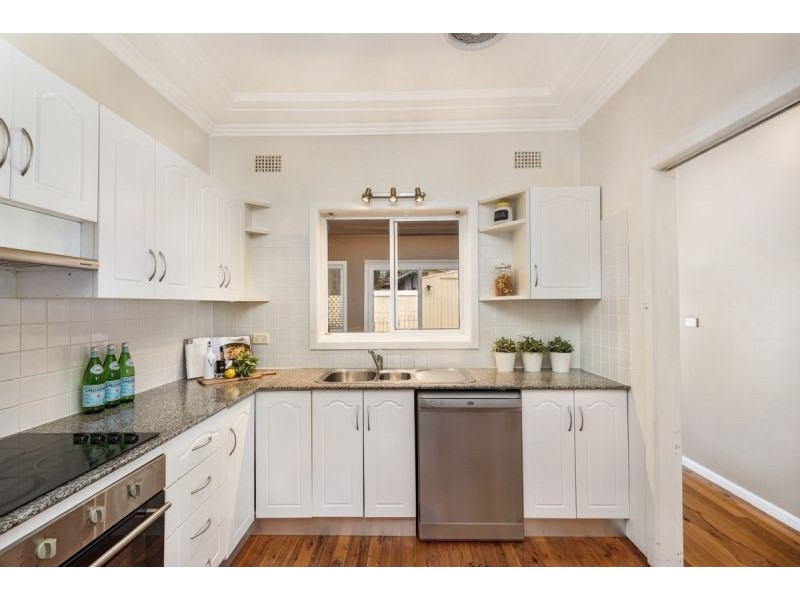 194 Parraweena Road, Miranda NSW 2228