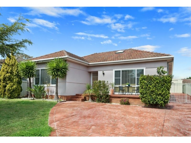 194 Parraweena Road, Miranda NSW 2228