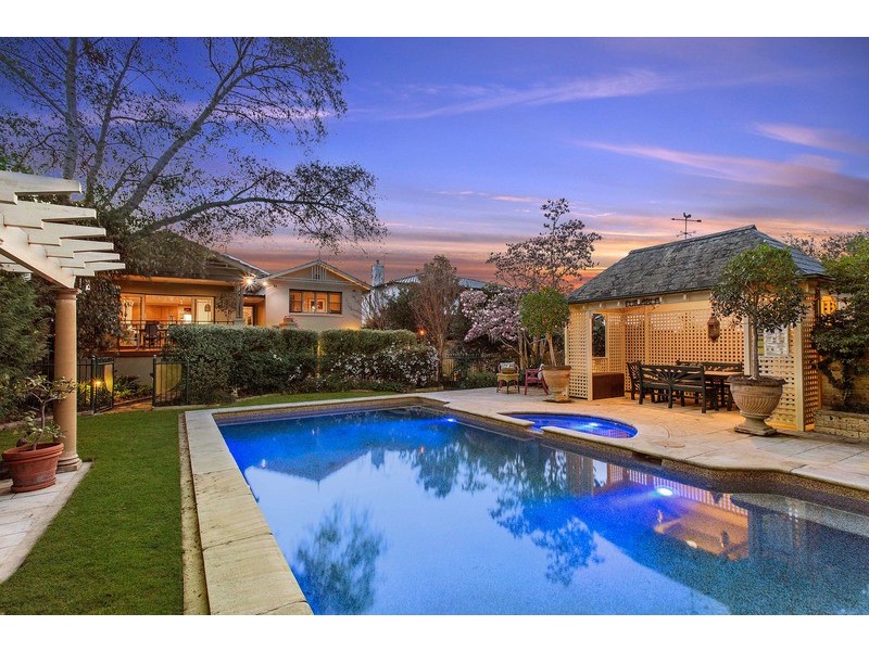 88 Stuart Street, Blakehurst NSW 2221