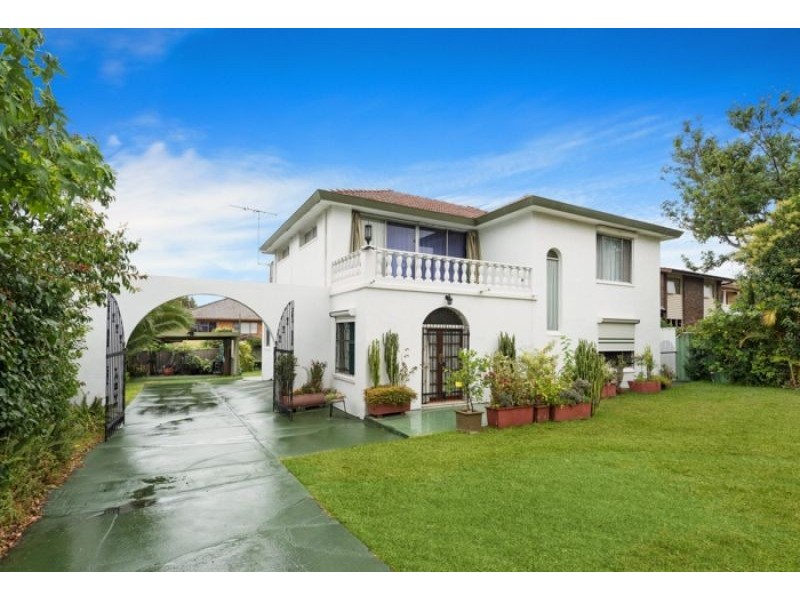 98 Port Hacking Road, Sylvania NSW 2224