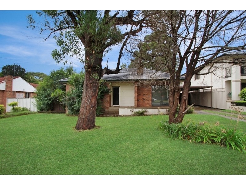 327 Taren Point Road, Caringbah NSW 2229