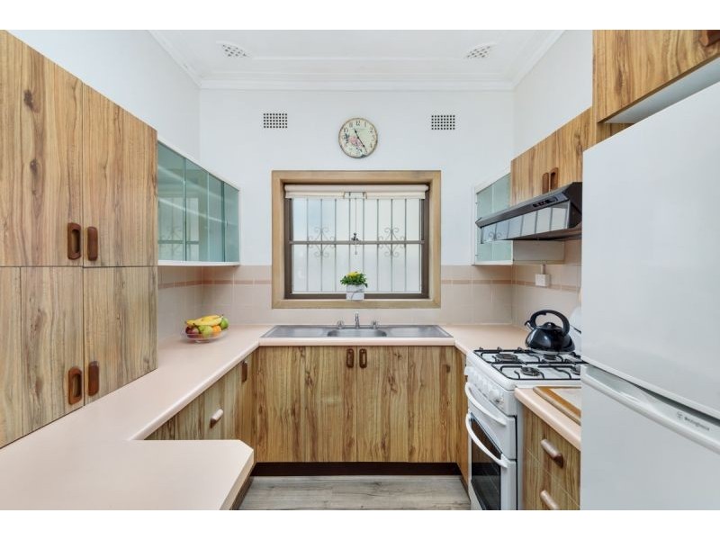 15 Hastings Road, Beverley Park NSW 2217