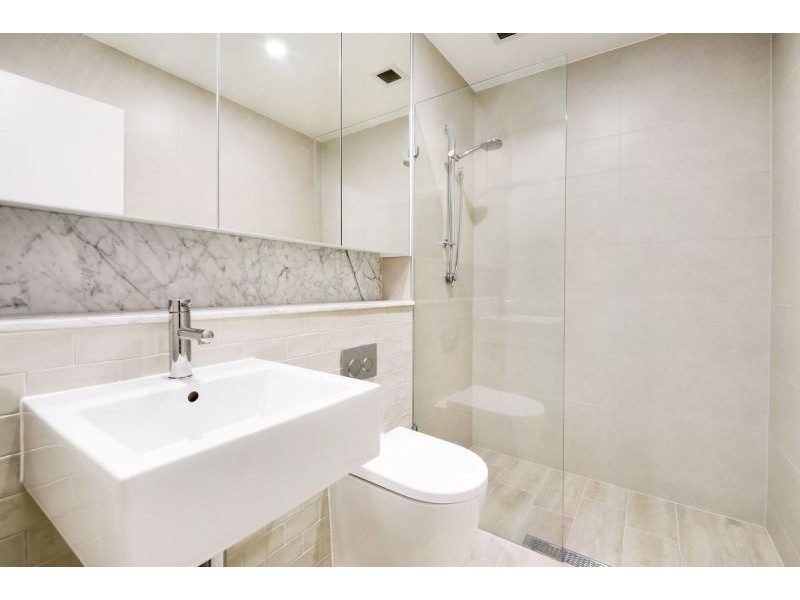 305/128-136 Willarong Road, Caringbah NSW 2229