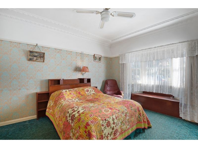 32 Chamberlain Avenue, Caringbah NSW 2229