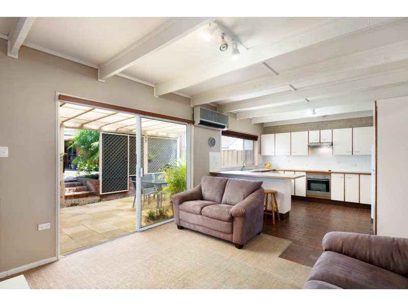 15 Ruby Road, Gymea NSW 2227
