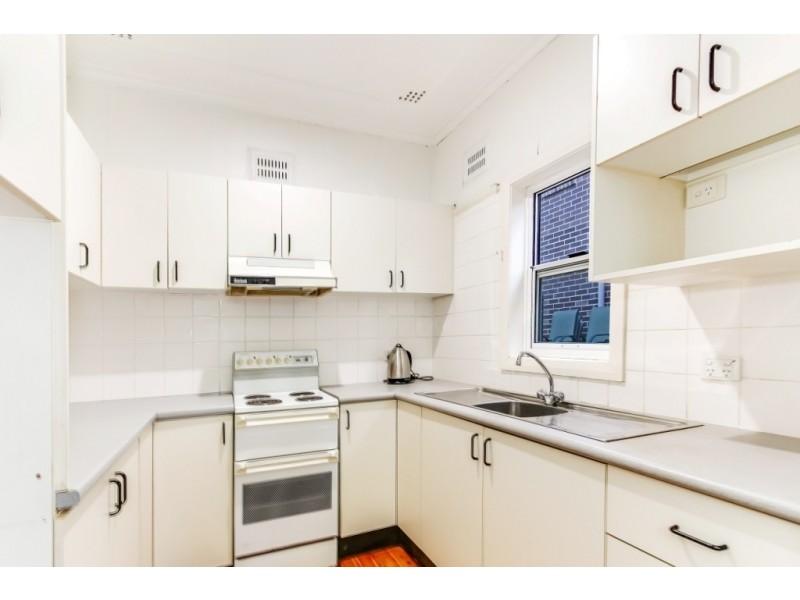 32 Chamberlain Avenue, Caringbah NSW 2229