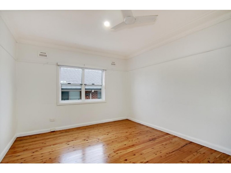 32 Chamberlain Avenue, Caringbah NSW 2229