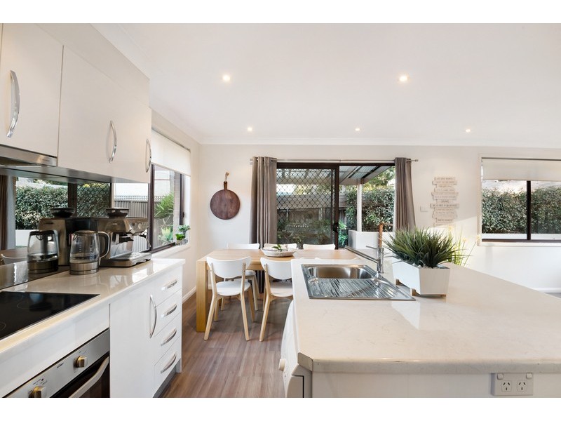 12 Arnold Place, Menai NSW 2234