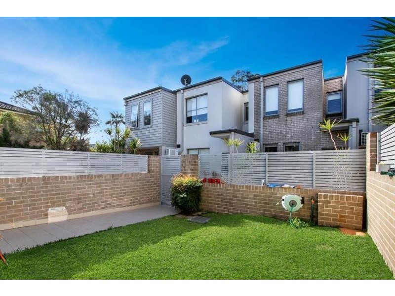 2/21 High Street, Caringbah NSW 2229