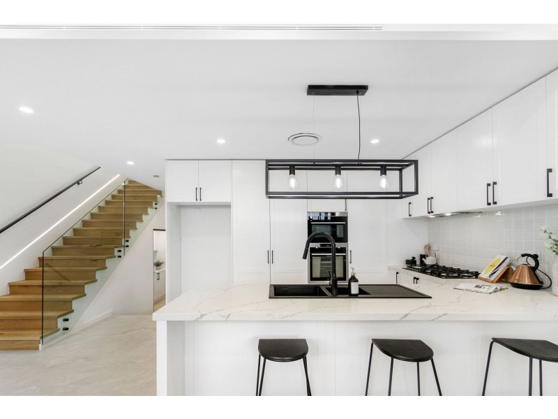 8/9 Actinotus Avenue, Caringbah South NSW 2229