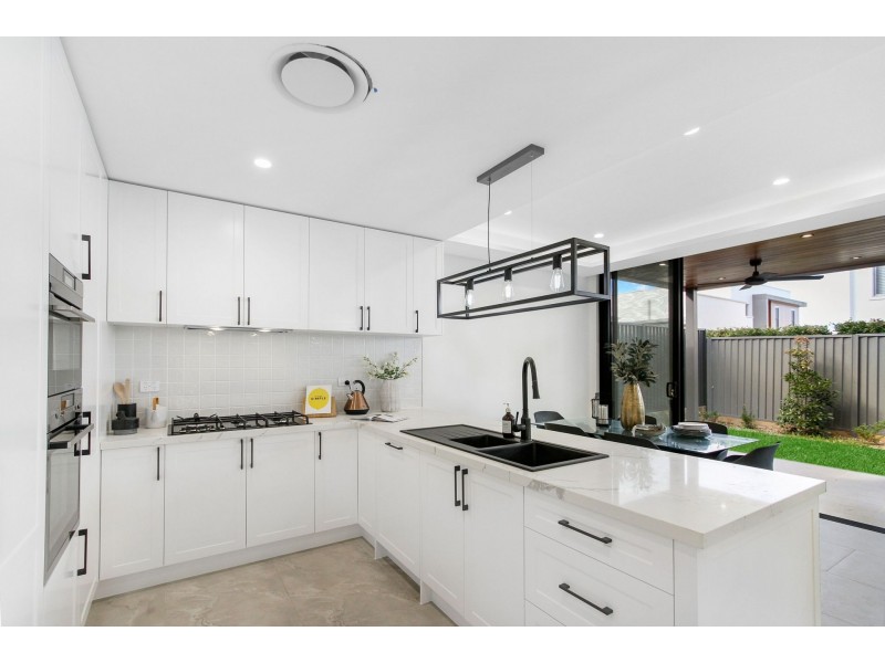 8/9 Actinotus Avenue, Caringbah South NSW 2229