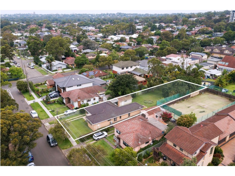 8 Dianella Street, Caringbah NSW 2229