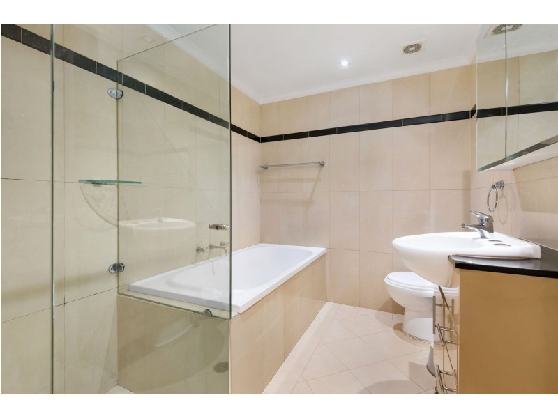 60/143 Bowden Street, Meadowbank NSW 2114