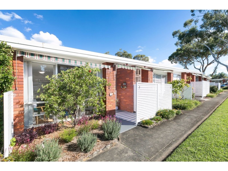 2/29 Corella Road, Kirrawee NSW 2232