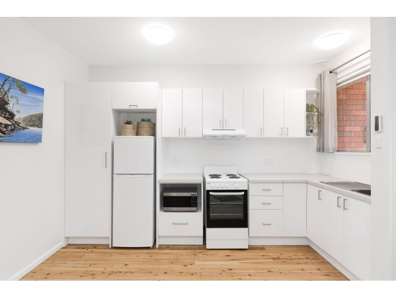 2/29 Corella Road, Kirrawee NSW 2232