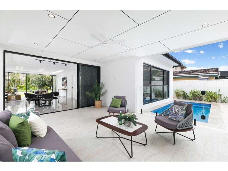 38 Hawkesbury Esplanade, Sylvania Waters NSW 2224