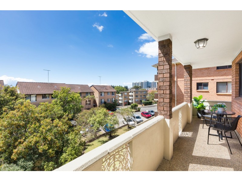 19/60 Seaview Street, Cronulla NSW 2230