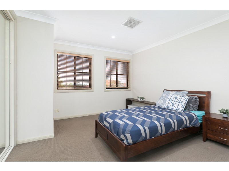 2/25-27 Jacaranda, Caringbah NSW 2229