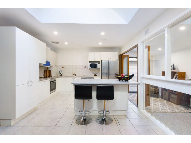 7 Meadow Place, Miranda NSW 2228