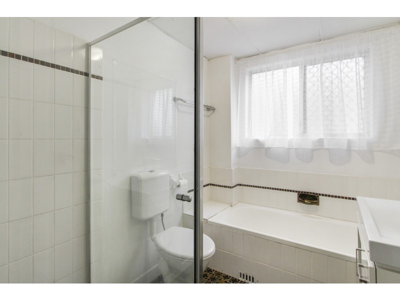 18/28 Port Hacking Road, Sylvania NSW 2224