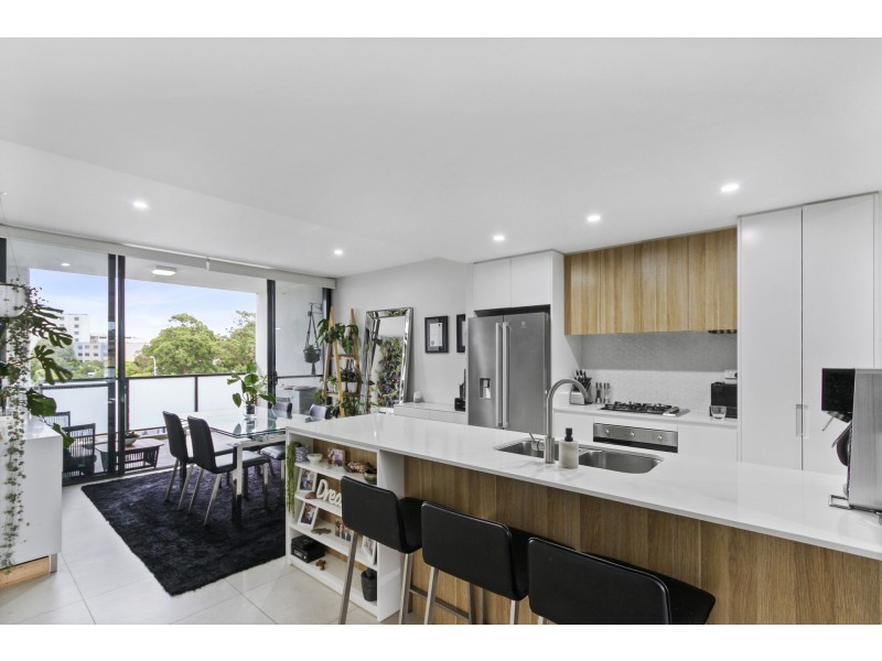 301/46 President Ave, Caringbah NSW 2229