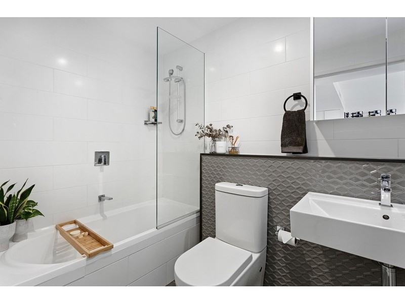 301/46 President Ave, Caringbah NSW 2229