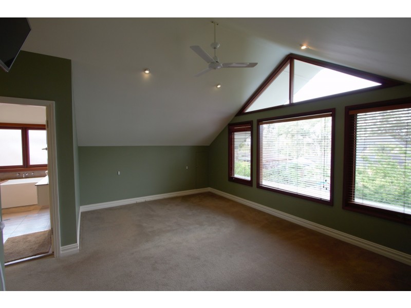 16 Glassop Street, Caringbah NSW 2229