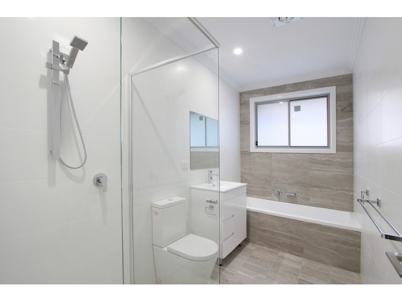 1A Warumbui Avenue, Miranda NSW 2228