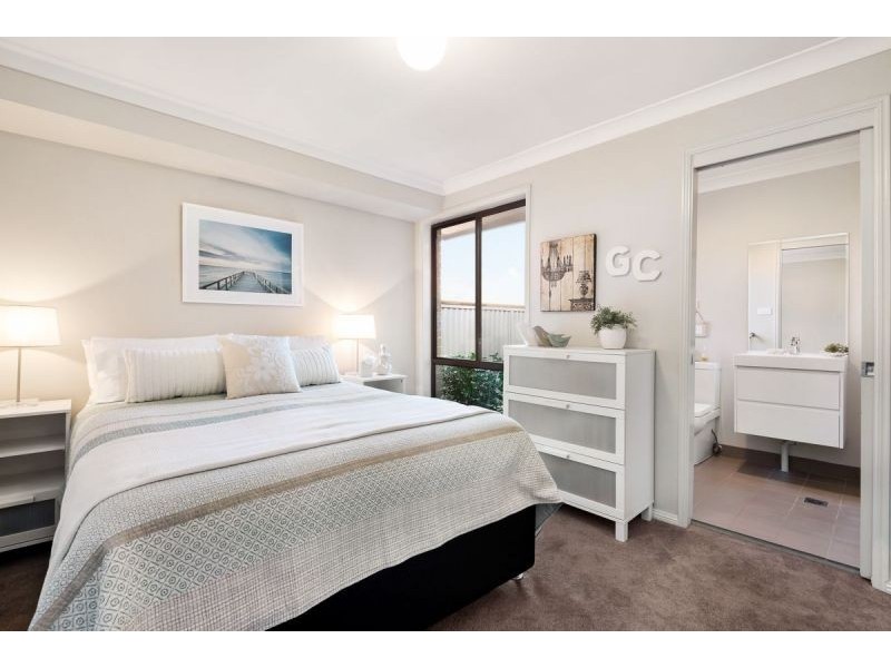 12 Arnold Place, Menai NSW 2234