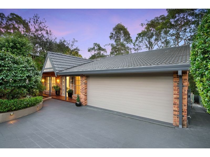 1 Otway Place, Illawong NSW 2234