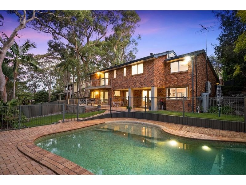 1 Otway Place, Illawong NSW 2234