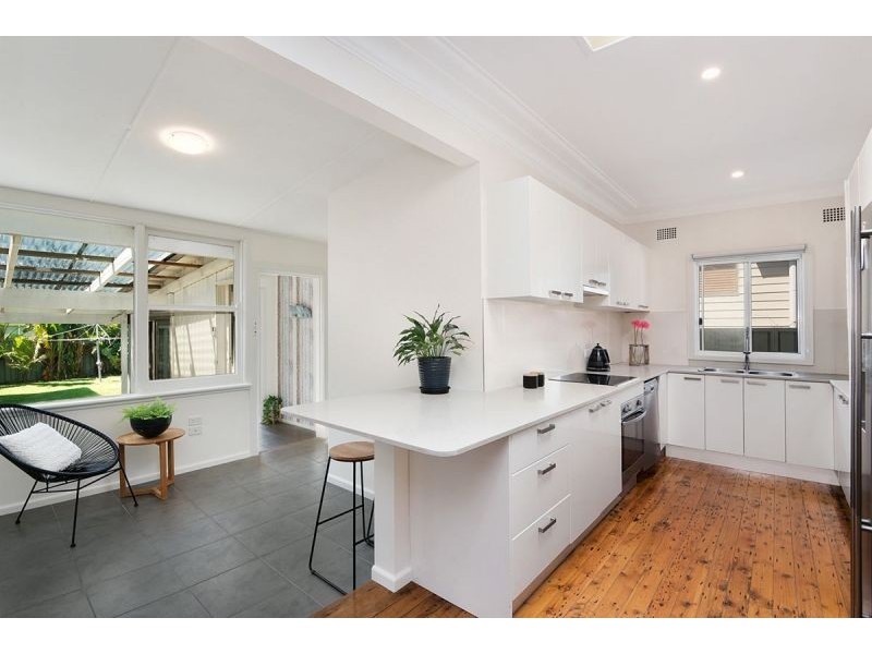 12 Kitchener Street, Caringbah NSW 2229