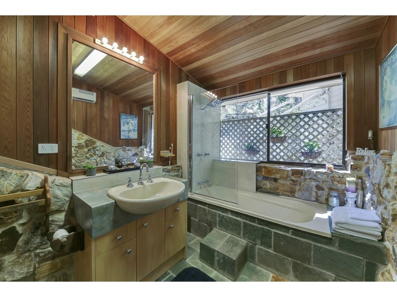 87 Kildeys Road, Cootharaba QLD 4565