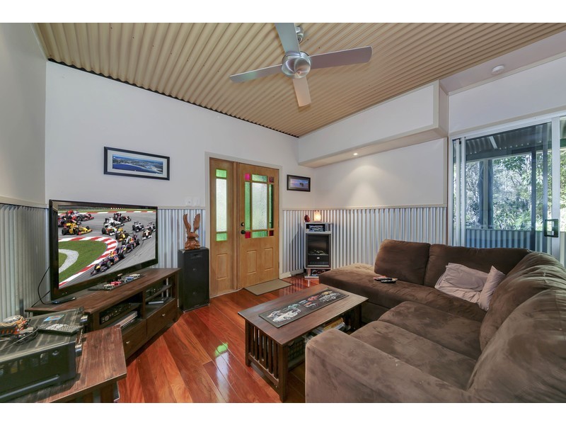 87 Kildeys Road, Cootharaba QLD 4565