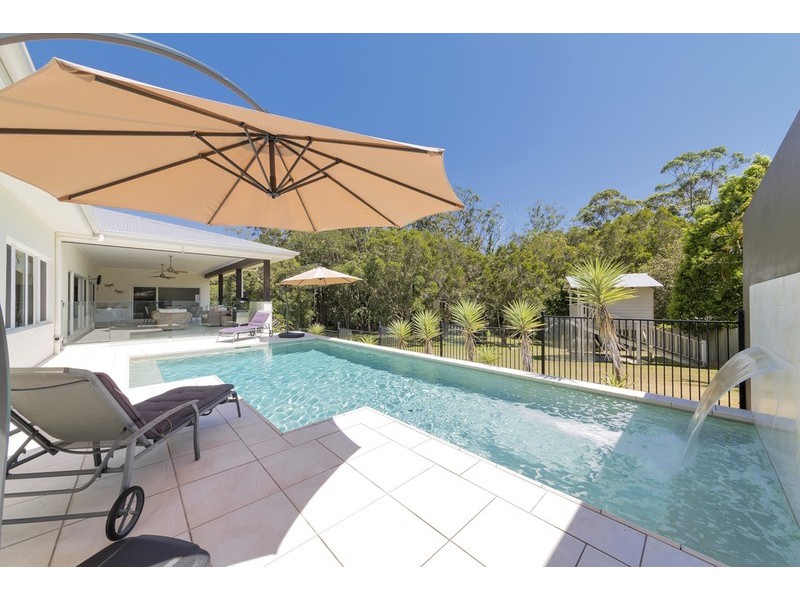 4 Burnett Place, Tewantin QLD 4565