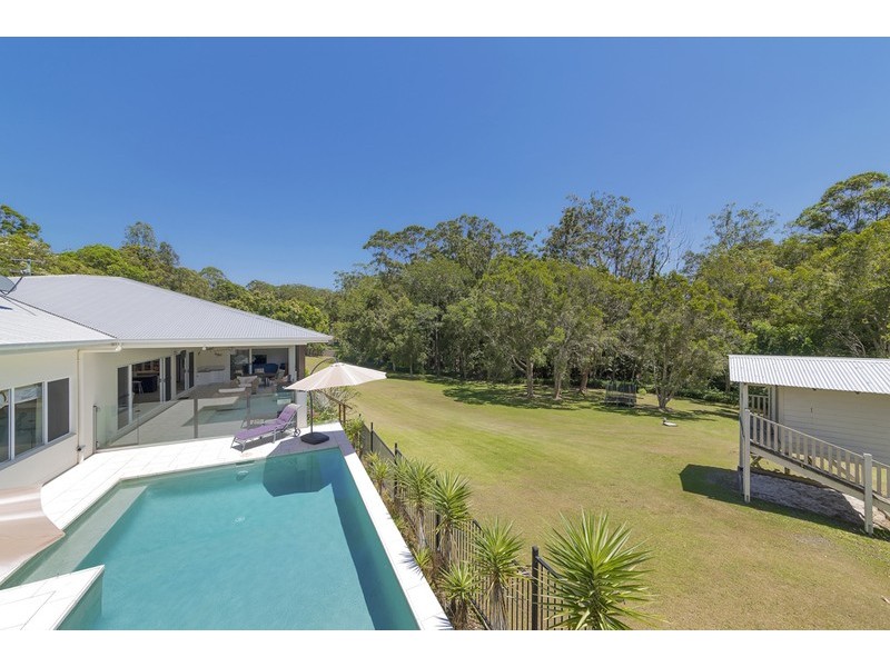 4 Burnett Place, Tewantin QLD 4565