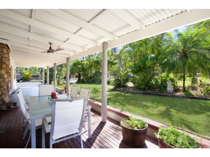 354 Lake Cooroibah Road, Cooroibah QLD 4565