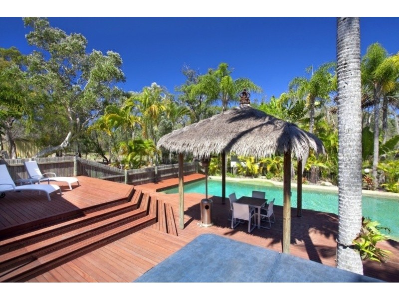 354 Lake Cooroibah Road, Cooroibah QLD 4565