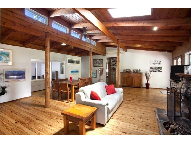 354 Lake Cooroibah Road, Cooroibah QLD 4565