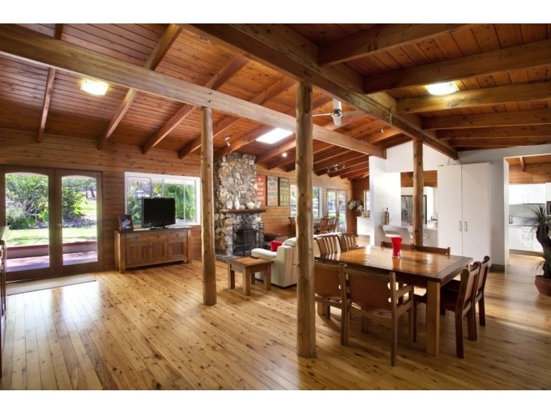 354 Lake Cooroibah Road, Cooroibah QLD 4565