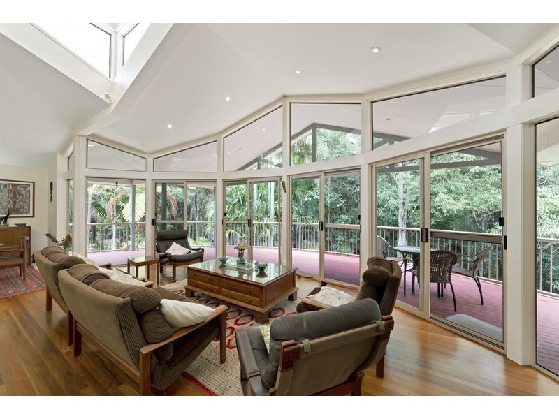 11 Griffith Avenue, Tewantin QLD 4565