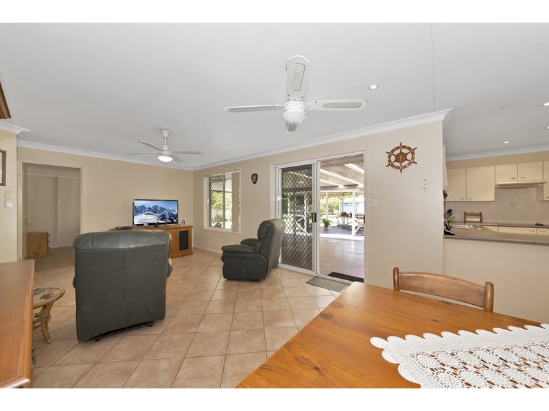 121 Woodhaven Way, Cooroibah QLD 4565