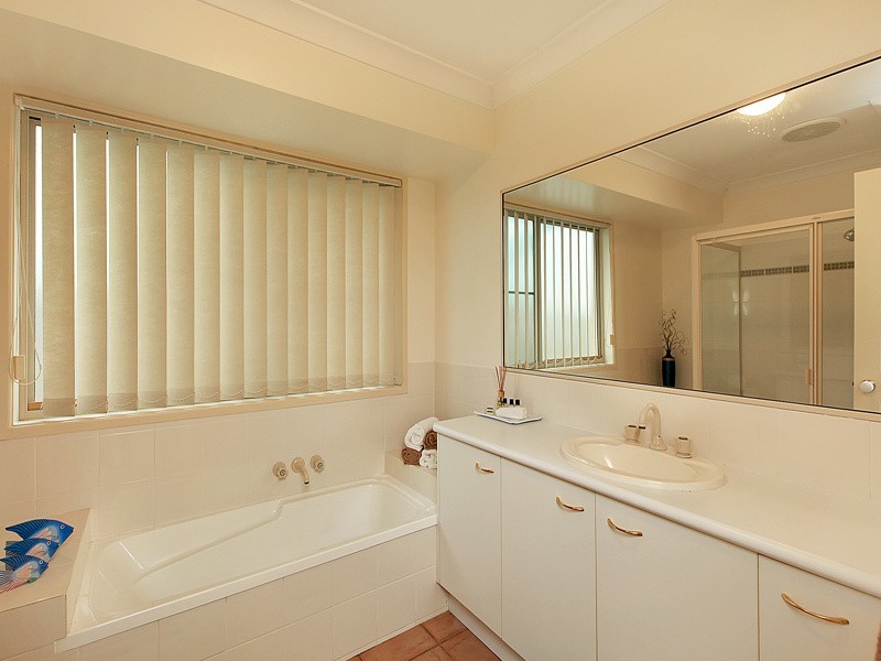 9 Bluebell Court, Noosaville QLD 4566