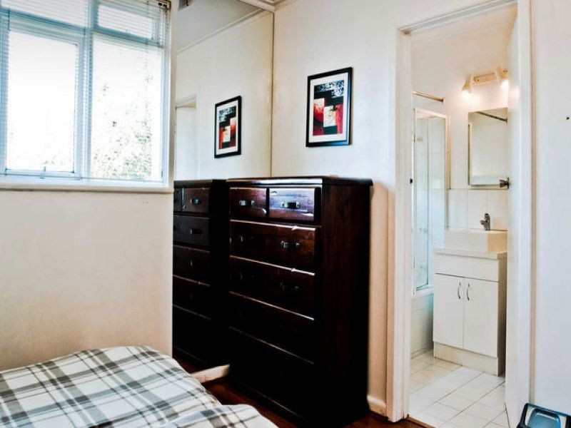 36 Waterloo Crescent, St Kilda VIC 3182