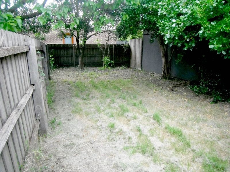 2/66 Brook Street, Oakleigh VIC 3166