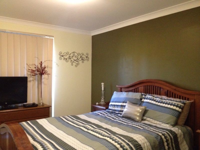 28  Agincourt Drive, Forrestfield WA 6058