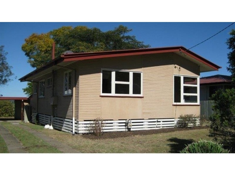 37 Crosshill Street, Leichhardt QLD 4305